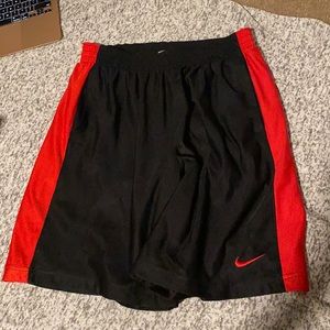 Large, Nike men’s shorts